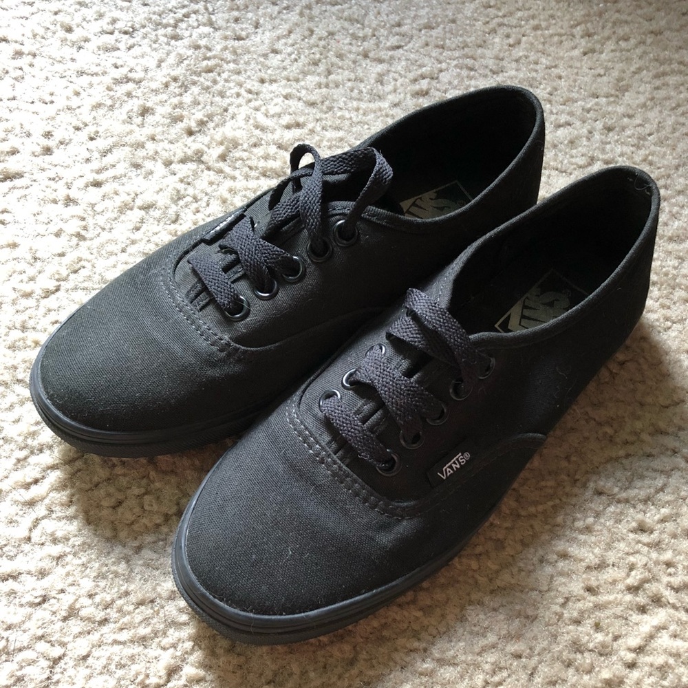All black Vans